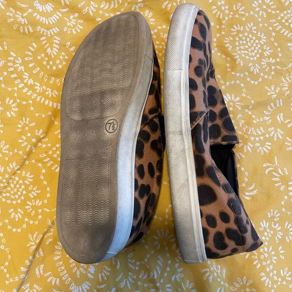 Leopard slip ons - Picture 4 of 5